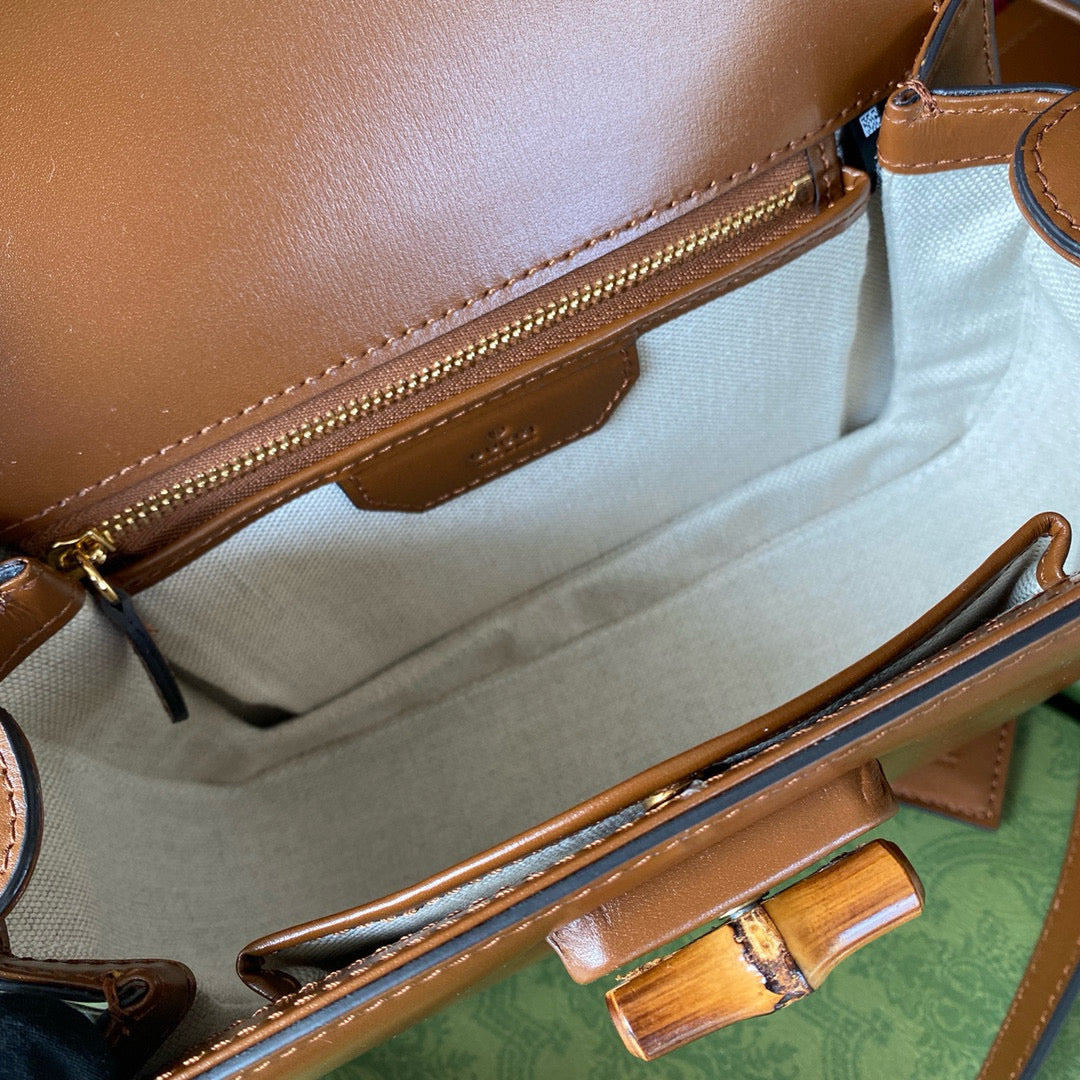 Gucci BAMBOO TOP HANDLE BAG 21 IN BROWN CALFSKIN