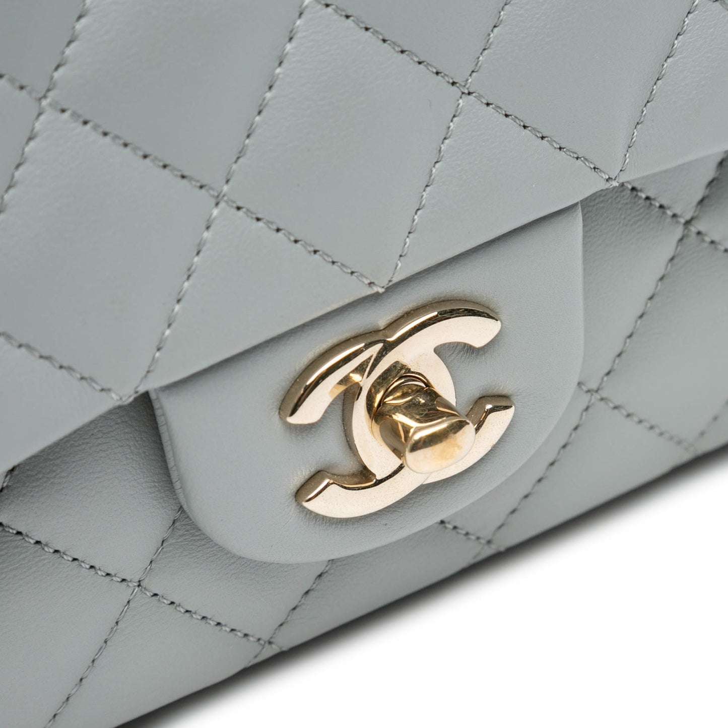 Chanel Sac Quilted Calfskin Bolero de Chanel Flap