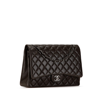 Chanel Sac Maxi Classic Lambskin Double Flap