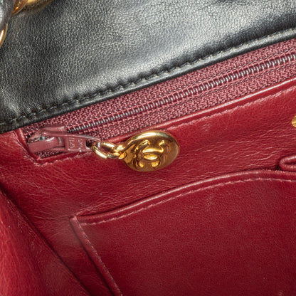 Black Chanel Square Classic Quilted Lambskin Flap Crossbody Bag