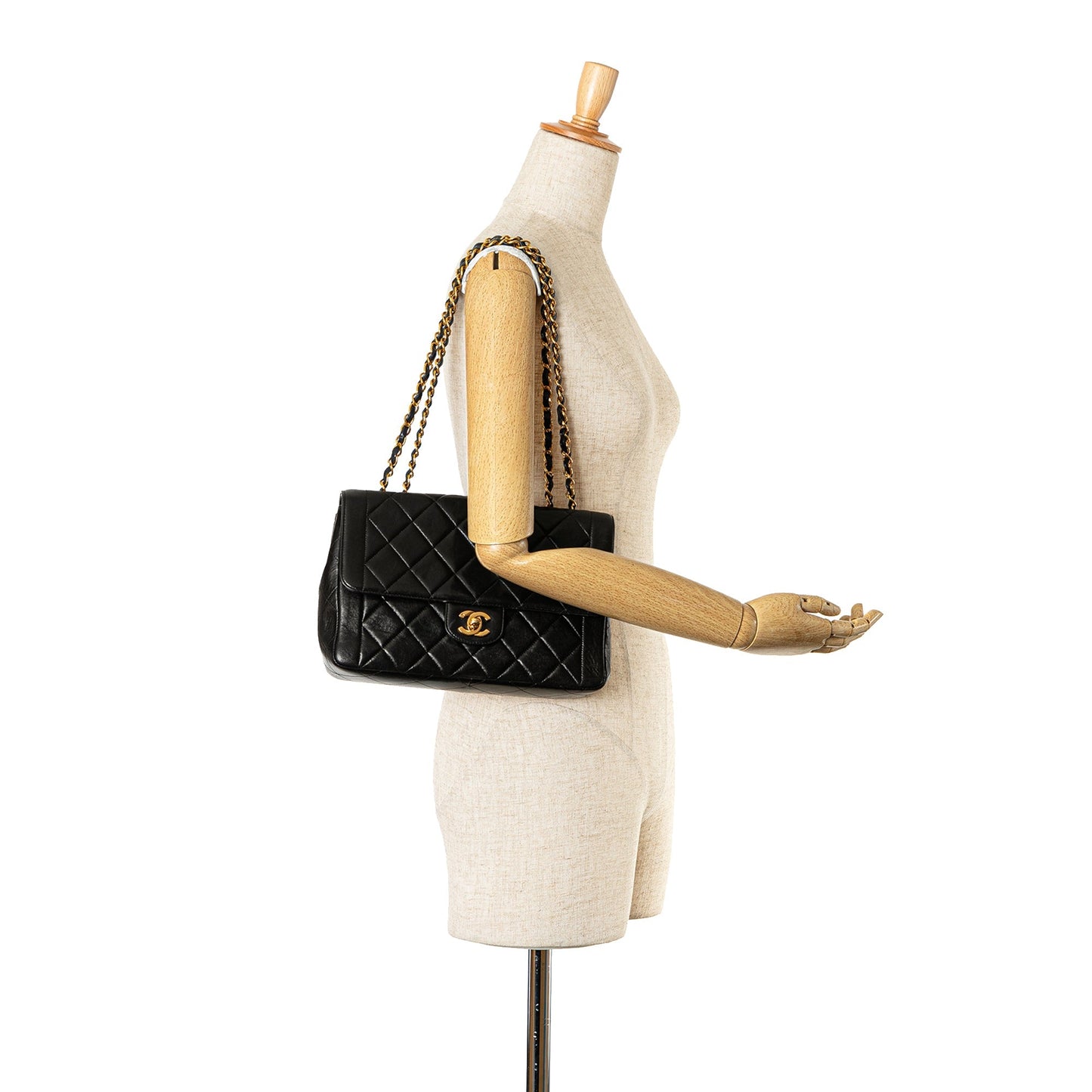 Black Chanel Medium Quilted Lambskin Border Single Flap Shoulder Bag