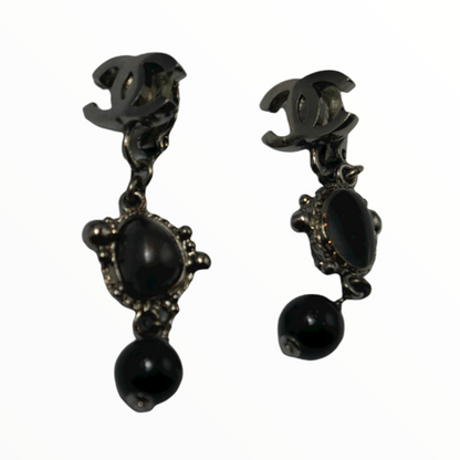 Chanel silver and black stone pendant earclips