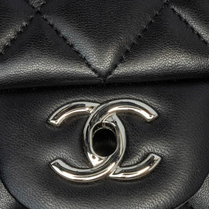 Black Chanel Jumbo Classic Lambskin Double Flap Shoulder Bag