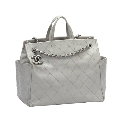 Chanel CC Pocket Handbag White Chevron Lambskin Silver