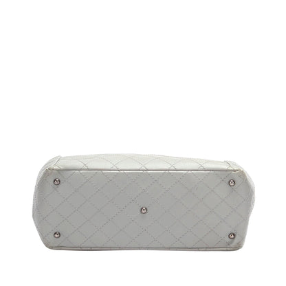 Chanel CC Pocket Handbag White Chevron Lambskin Silver