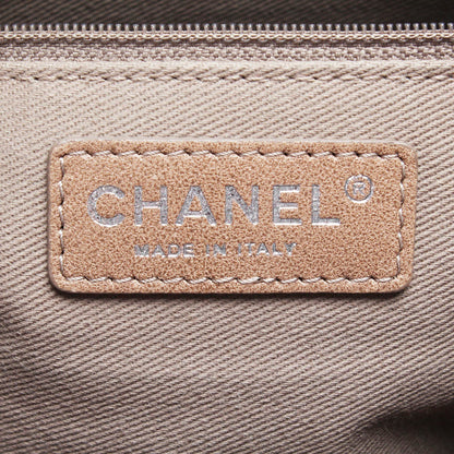 Chanel CC Pocket Handbag White Chevron Lambskin Silver