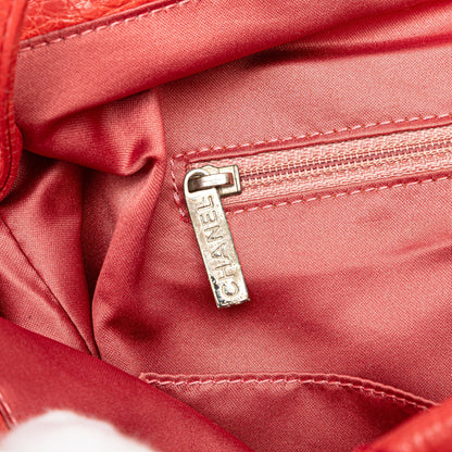 Chanel Sac Large Quilted Aged Calfskin On The Road Flap