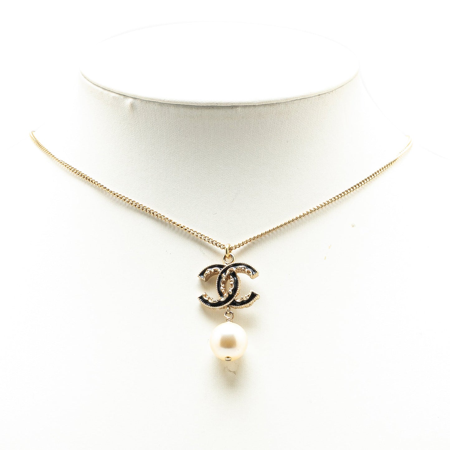 Black Chanel Enamel Faux Pearl Pendant Necklace