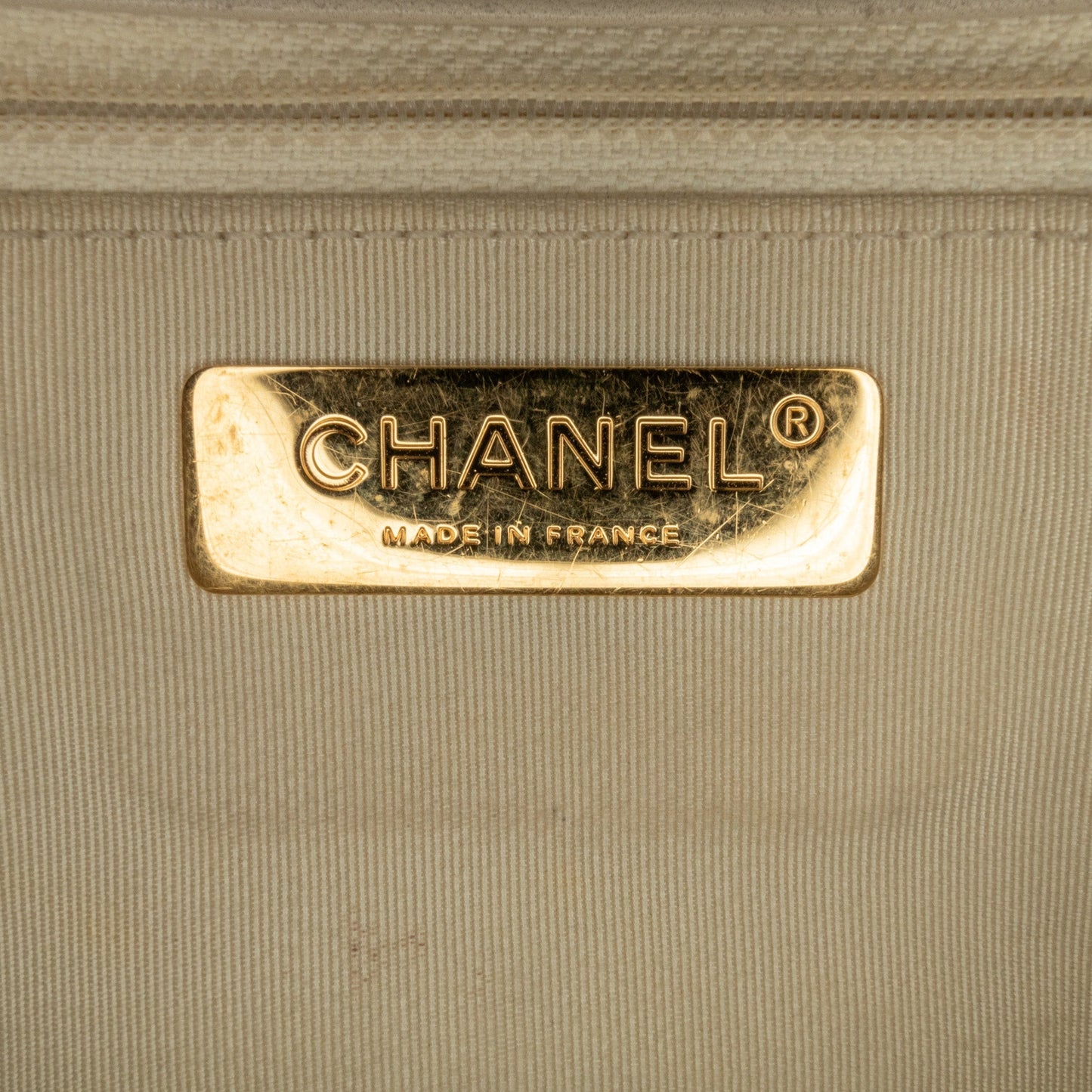 Chanel Sac Large Lambskin 19 Flap