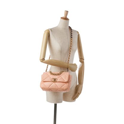 Chanel Sac Medium Lambskin 19 Flap