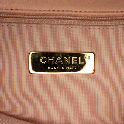 Chanel Sac Medium Lambskin 19 Flap