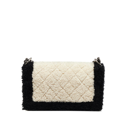 Chanel Sac Medium Shearling Boy Flap