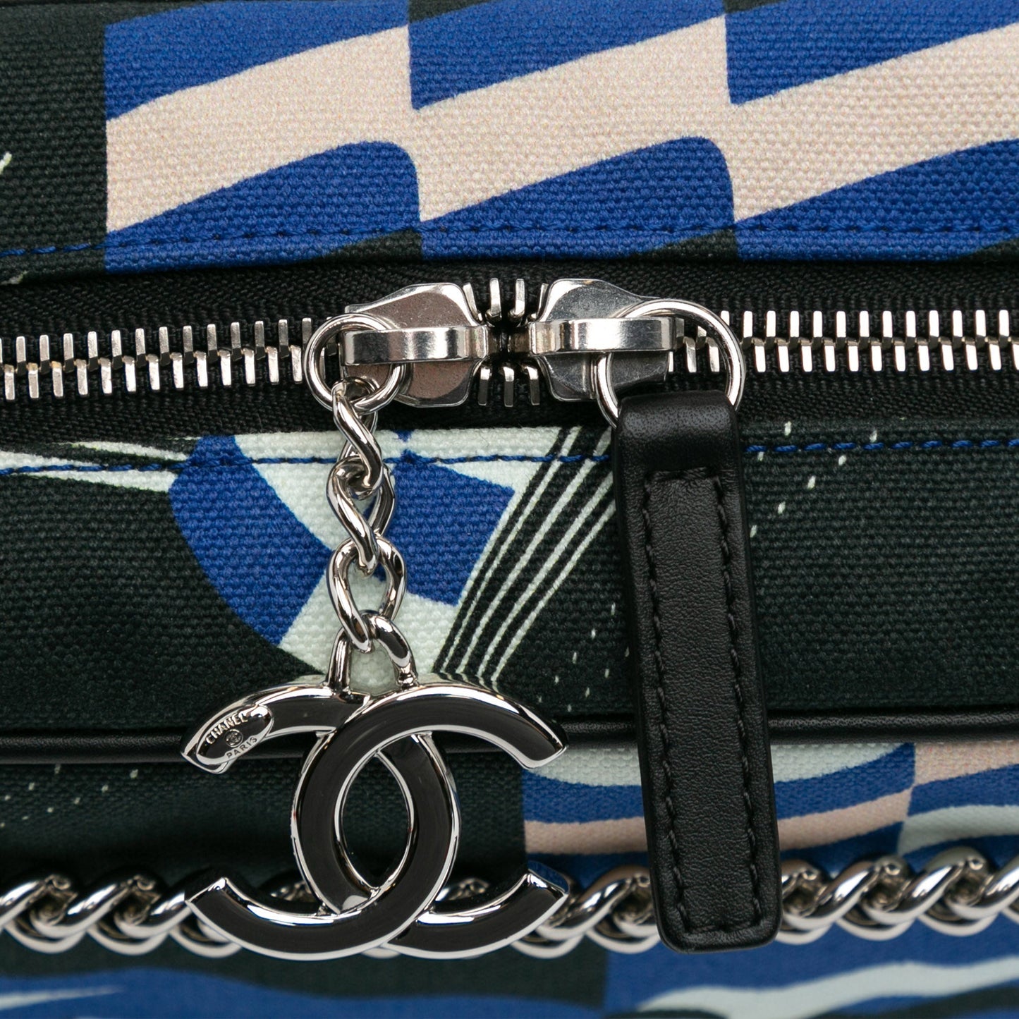 Chanel Sac Small Canvas La Pausa Bay Camera Bag