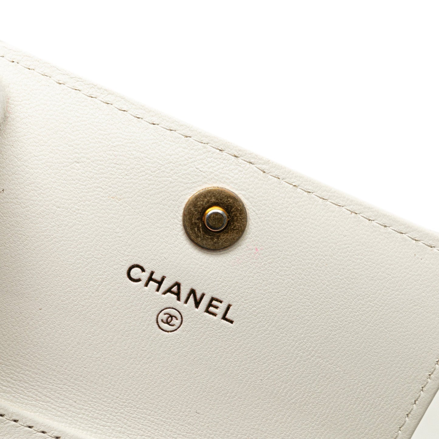 Chanel Sac Quilted Lambskin Coco Love Card Holder On Chain