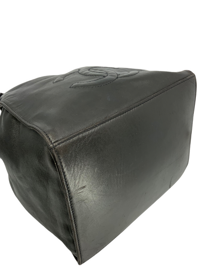 CHANEL Vintage Lambskin Drawstring Bucket Shoulder Bag