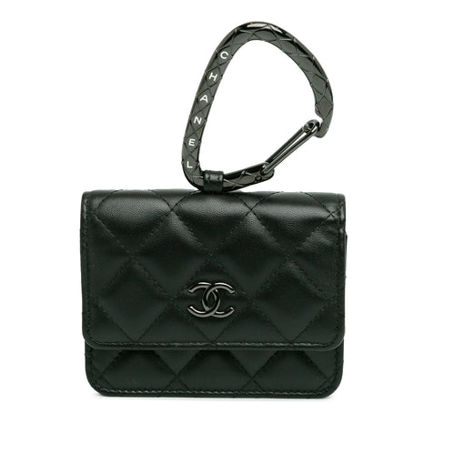 Chanel Sac Quilted Lambskin So Black CC Hook Card Holder
