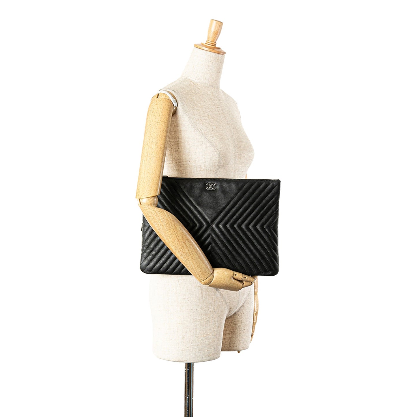 Black Chanel Large Diagonal Chevron Calfskin Tassel O Case Clutch