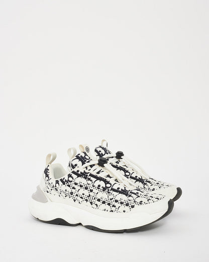 Dior White and Black Dior Oblique Technical Fabric B24 Sneakers - 40
