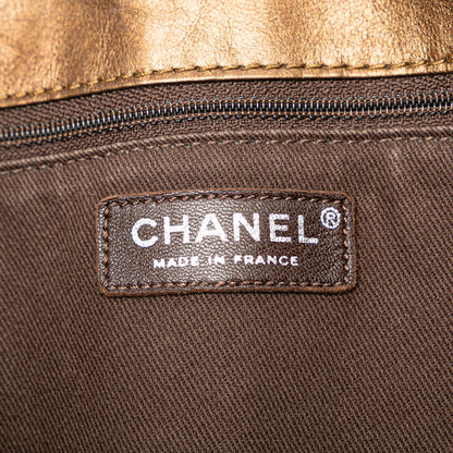 Chanel Sac Distressed Calfskin Shopping In Moscow Tote