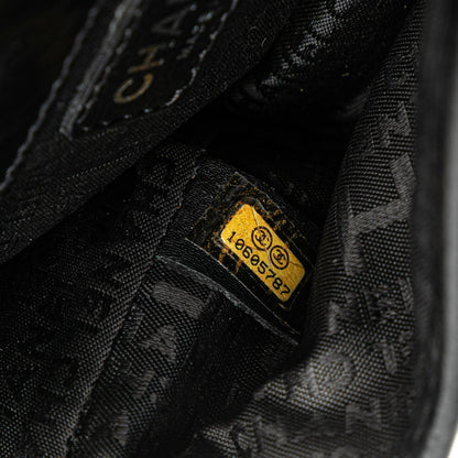 Black Chanel CC Aged Calfskin Logo Flap Belt Bag