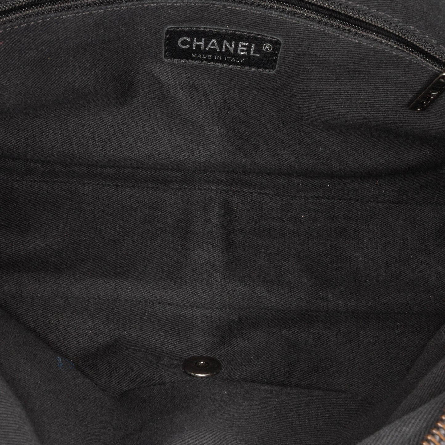 Gray Chanel Jumbo Quilted Caviar Easy Flap Shoulder Bag