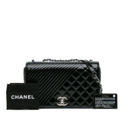 Chanel Sac Medium Patent Coco Boy Flap