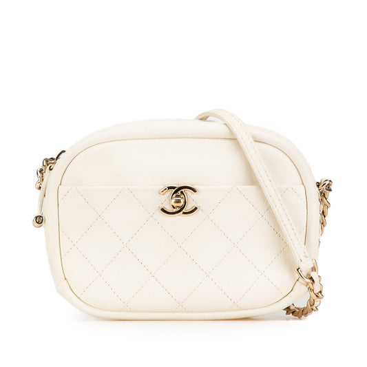 Chanel Sac Small Quilted Goatskin Casual Trip Camera Bag