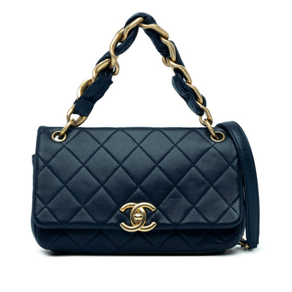 Chanel Sac Quilted Lambskin Chain is More Flap