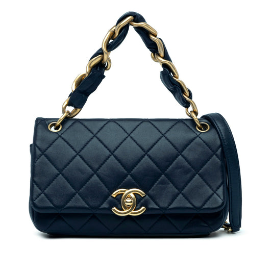 Chanel Sac Quilted Lambskin Chain is More Flap