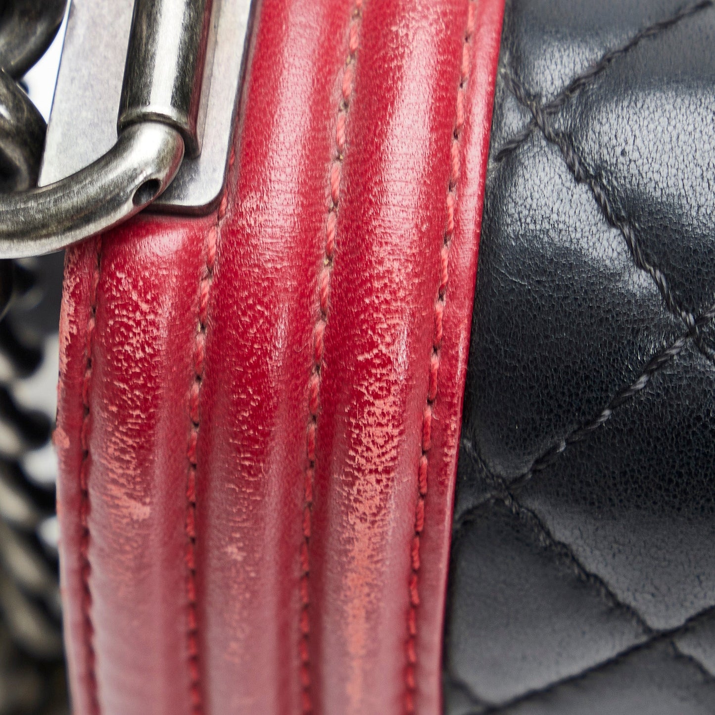 Chanel Sac Small Bicolor Boy