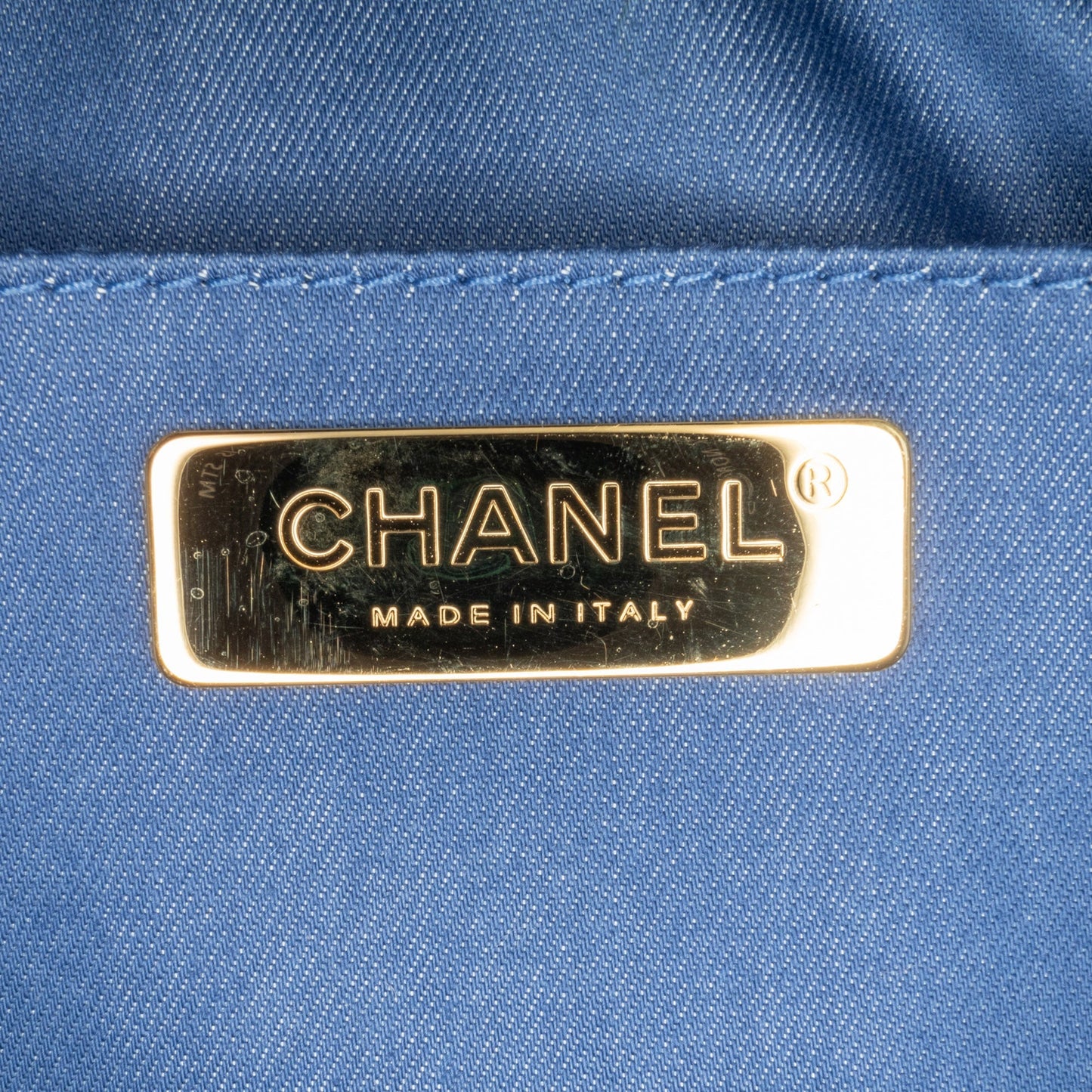 Chanel Sac Tweed CC Mania Camera Bag