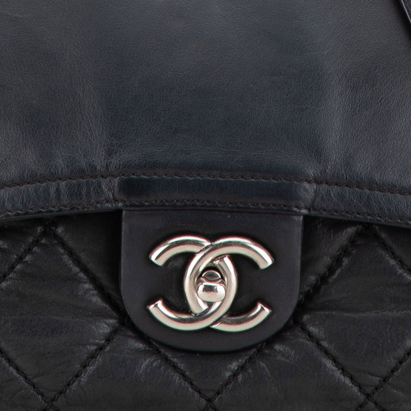Black Chanel Medium Aged Calfskin In The Mix Zip Flap Shoulder Bag