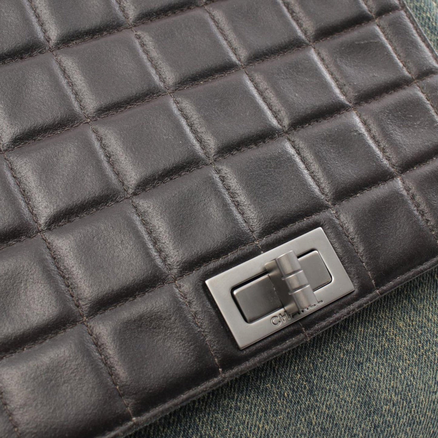 Blue Chanel Lambskin And Denim Chocolate Bar 2.55 Accordion Flap Shoulder Bag
