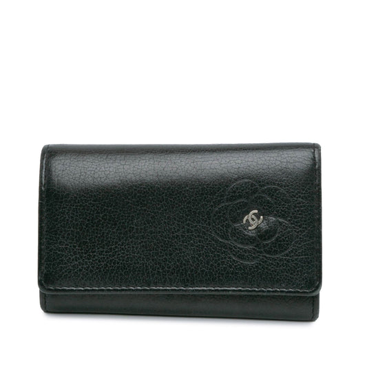 Black Chanel CC Camellia Leather Key Holder