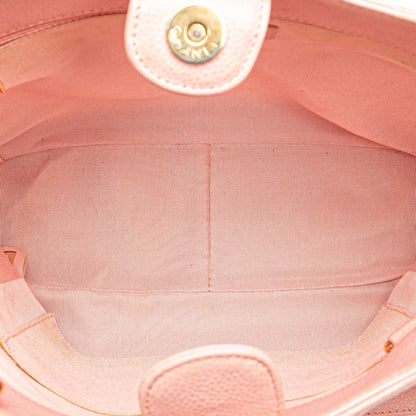 Chanel Sac Caviar Petite Shopping Tote