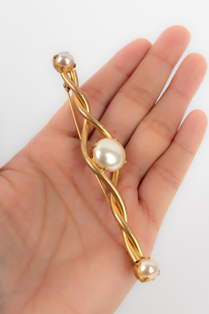 Broche dore Chanel