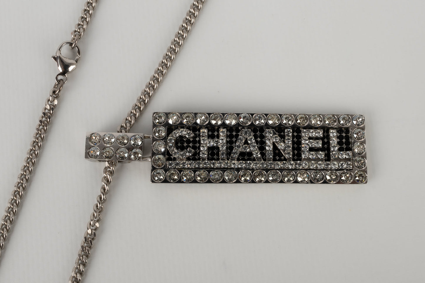 Collier argent Chanel Automne 2003