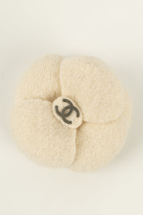 Broche camlia Chanel