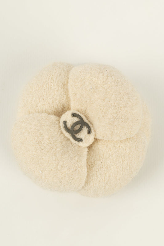 Broche camlia Chanel