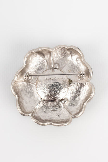 Broche camlia Chanel