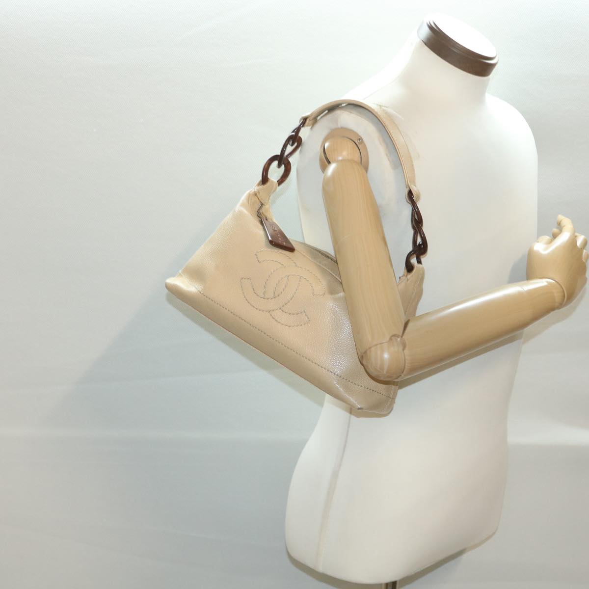 CHANEL Shoulder Bag Caviar Skin Beige CC am3924