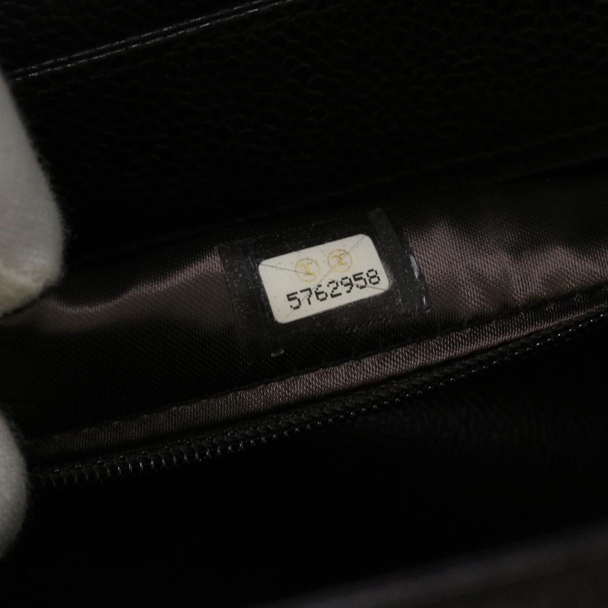 CHANEL Shoulder Bag Caviar Skin Black CC am4067