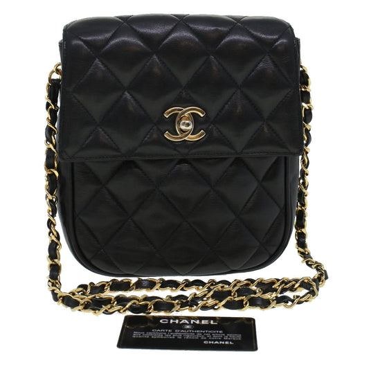 CHANEL Matelasse Turn Lock Chain Shoulder Bag Lamb Skin Black CC am4542