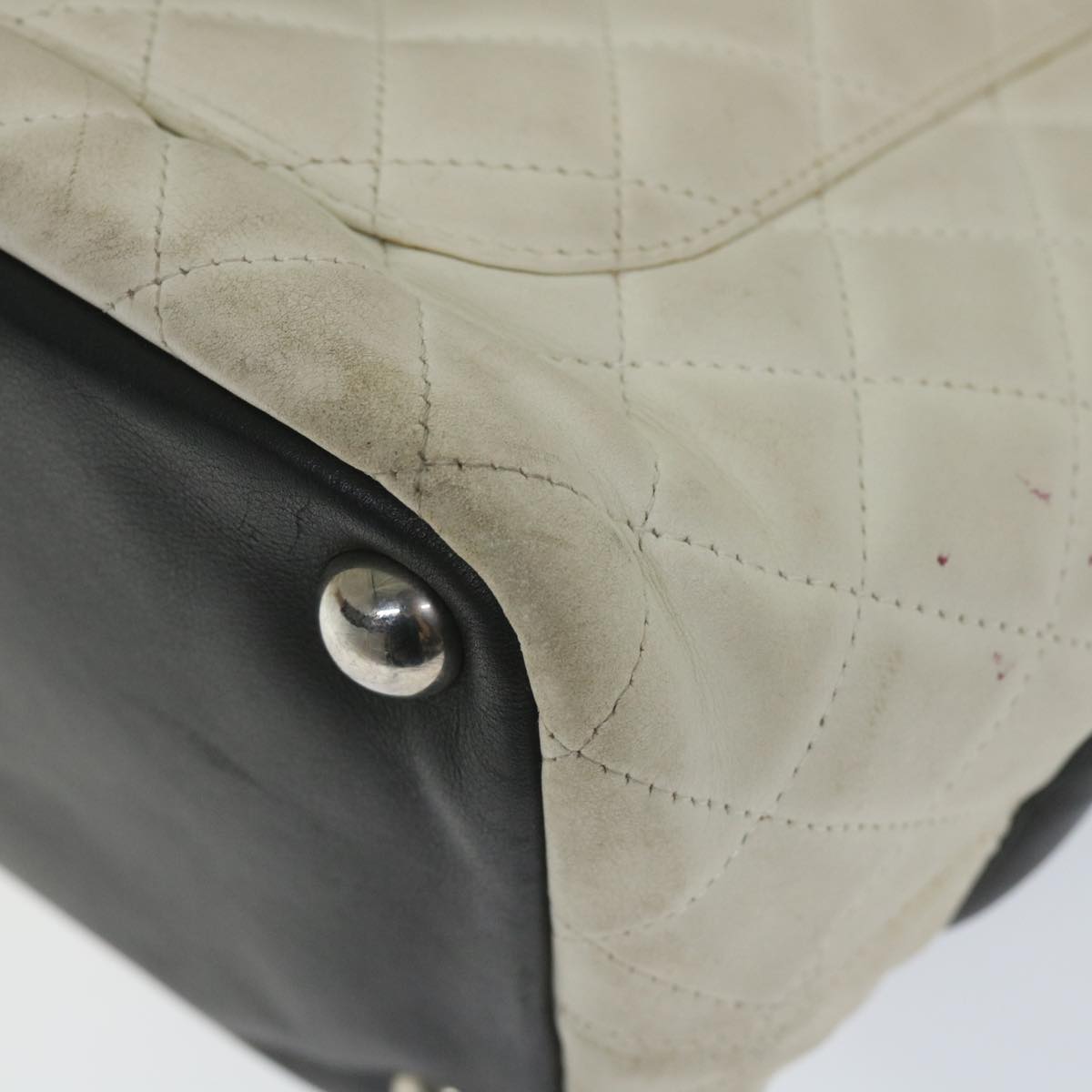 CHANEL Cambon Line Tote Bag Leather White CC am5180