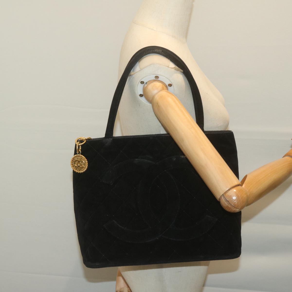 CHANEL Materasse Tote Bag Velor Standard Black CC am5812