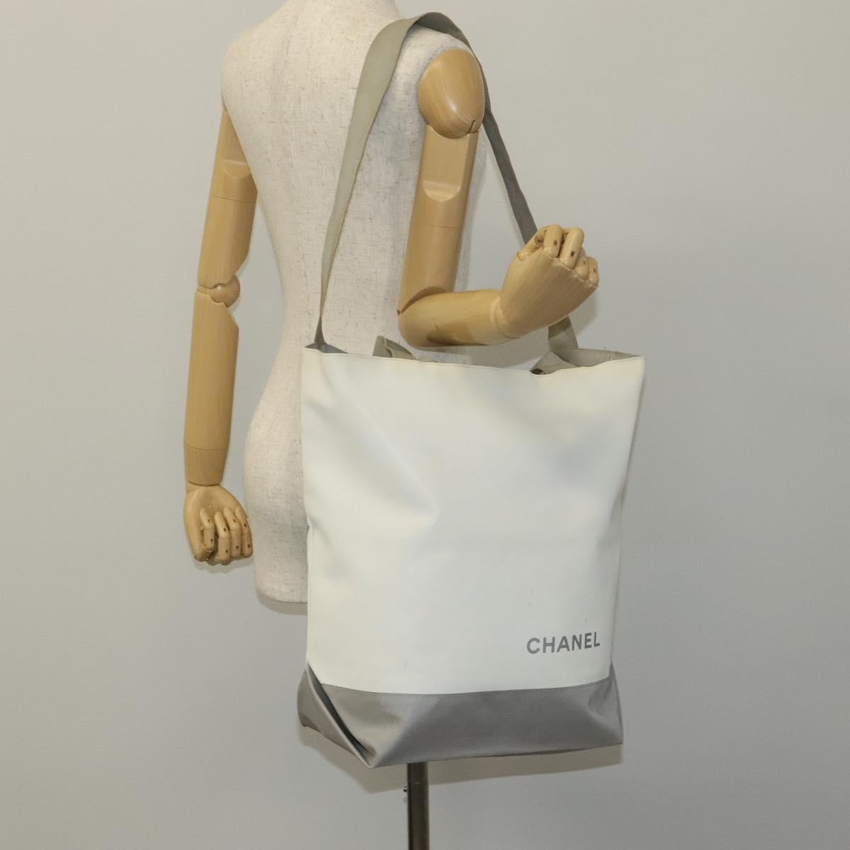 CHANEL Tote Bag Vinyl White CC am7602