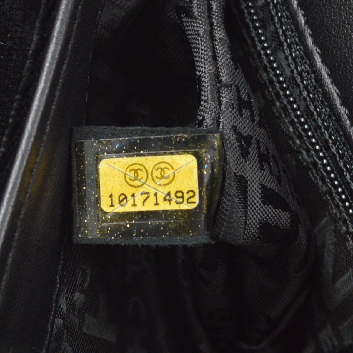 CHANEL 2005-2006 Icon Handbag