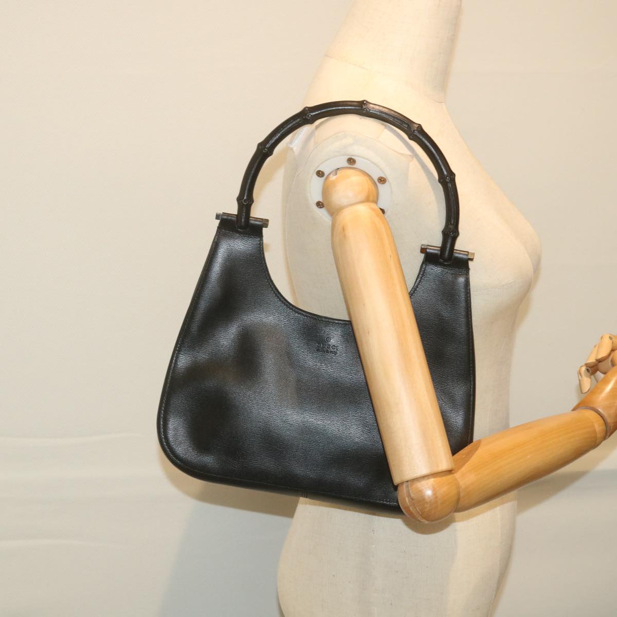 GUCCI Bamboo Shoulder Bag Leather Black  ar10691