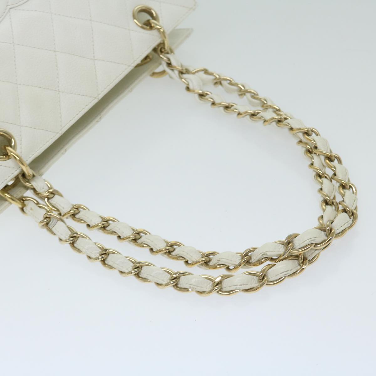 CHANEL Matelasse Chain Shoulder Bag Caviar Skin White CC ar11502