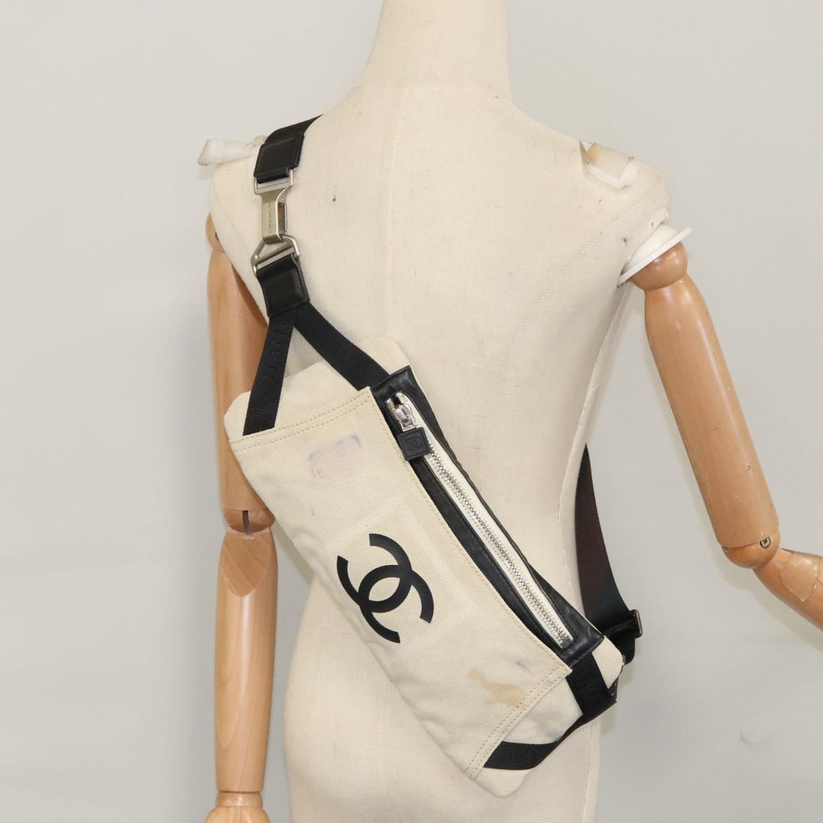 CHANEL Sports Shoulder Bag Canvas Beige CC ar13196